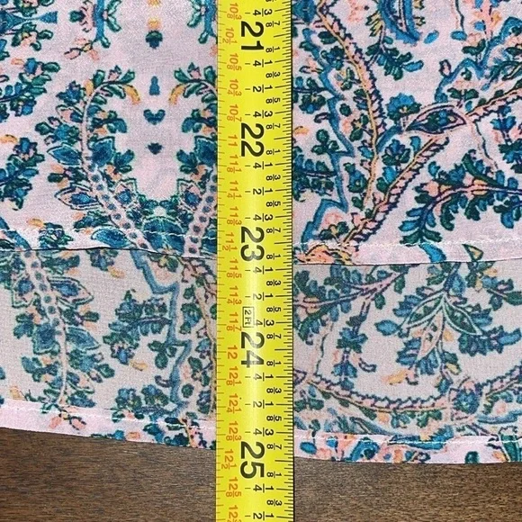 Nannette lepore pink & Blue Print 💯 Silk Blouse w/ Ruffle Sleeves Sz. MD - Picture 14 of 16